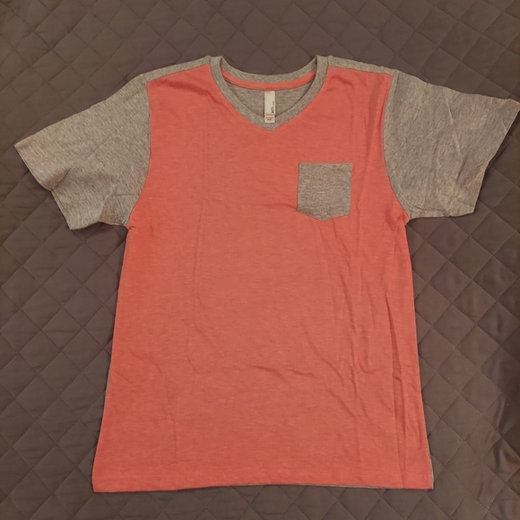 MT Coral and Heather Gray Short Sleeve Tee - Picture 2 of 3